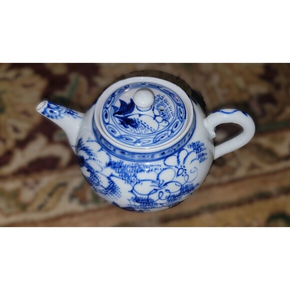 Japanese Meiji Teapot VTG Hand Painted, Sometsuke Blue & White, w Strainer - Picture 13 of 15